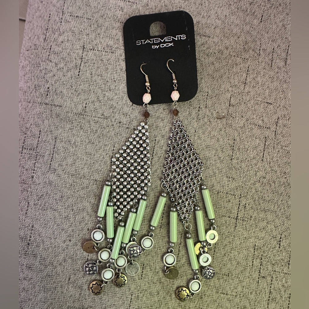 Women’s earrings